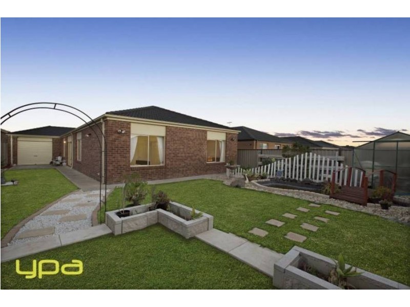 9 West Highland Drive, Burnside Heights VIC 3023