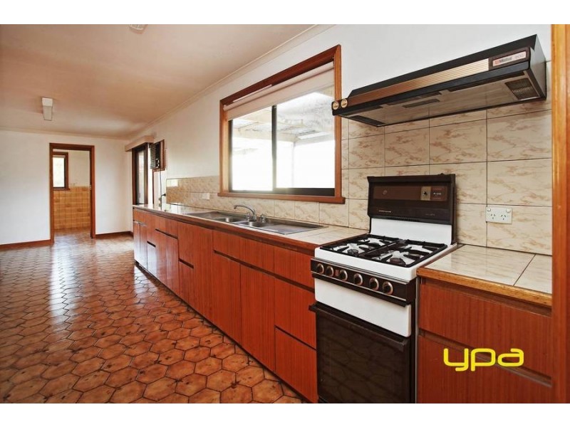 24 Socrates Way, Rockbank VIC 3335