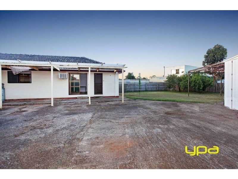 24 Socrates Way, Rockbank VIC 3335