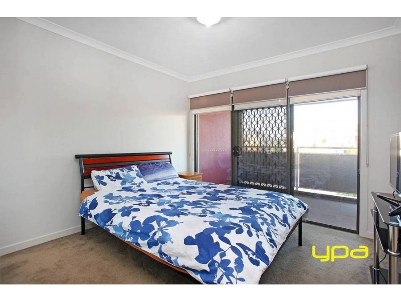 54 Commercial Road, Caroline Springs VIC 3023