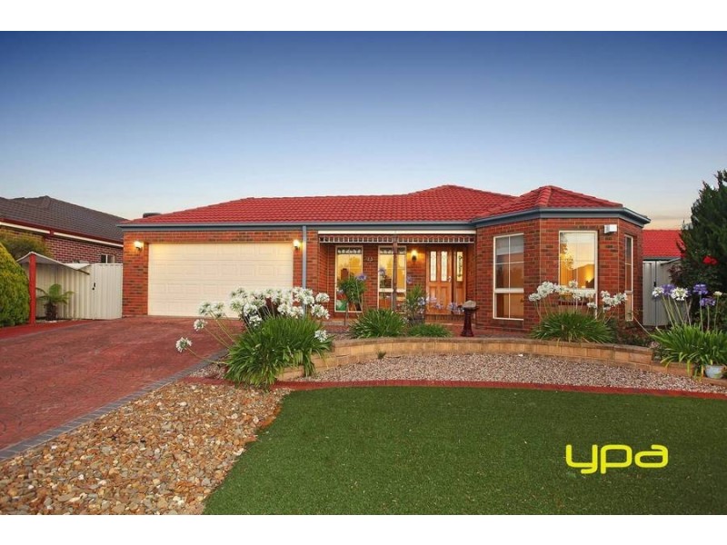 23 Springfield Close, Caroline Springs VIC 3023