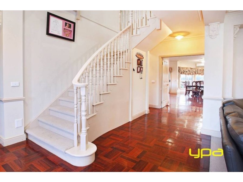 21 Broadhurst Way, Caroline Springs VIC 3023