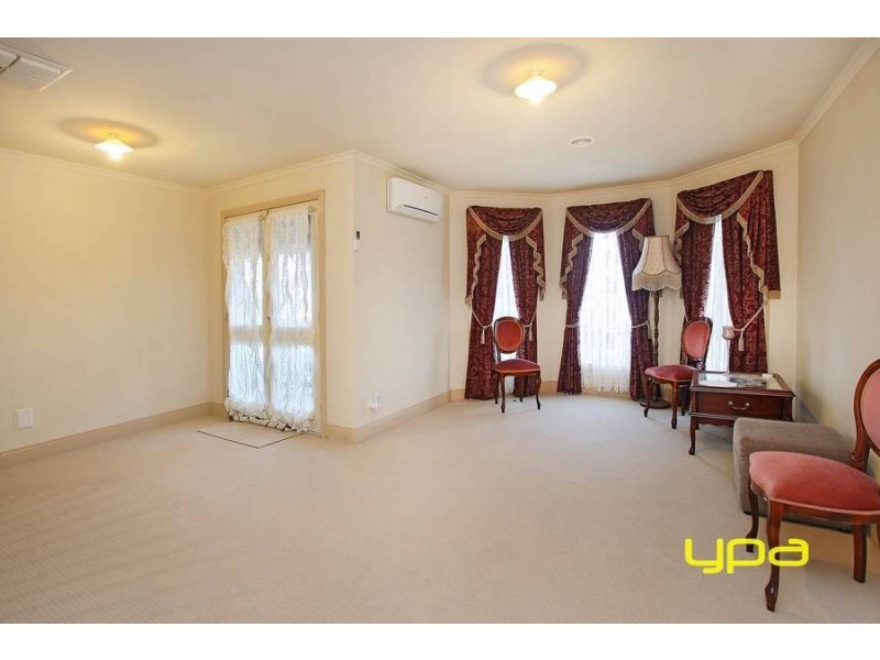 21 Broadhurst Way, Caroline Springs VIC 3023