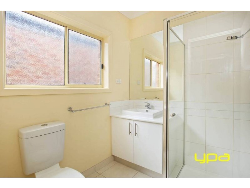 48 Mount Way, Caroline Springs VIC 3023