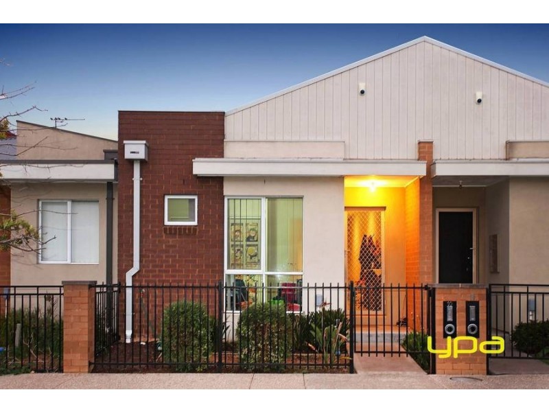 10/30-40 College Street, Caroline Springs VIC 3023