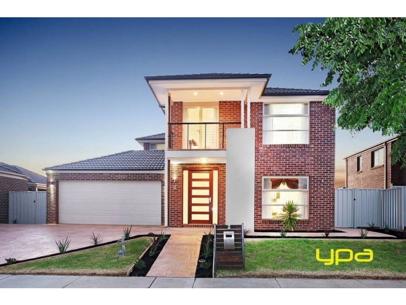 2 Ridgegreen View, Caroline Springs VIC 3023
