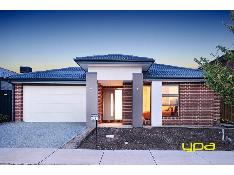 25 Dawkins Avenue, Plumpton VIC 3335