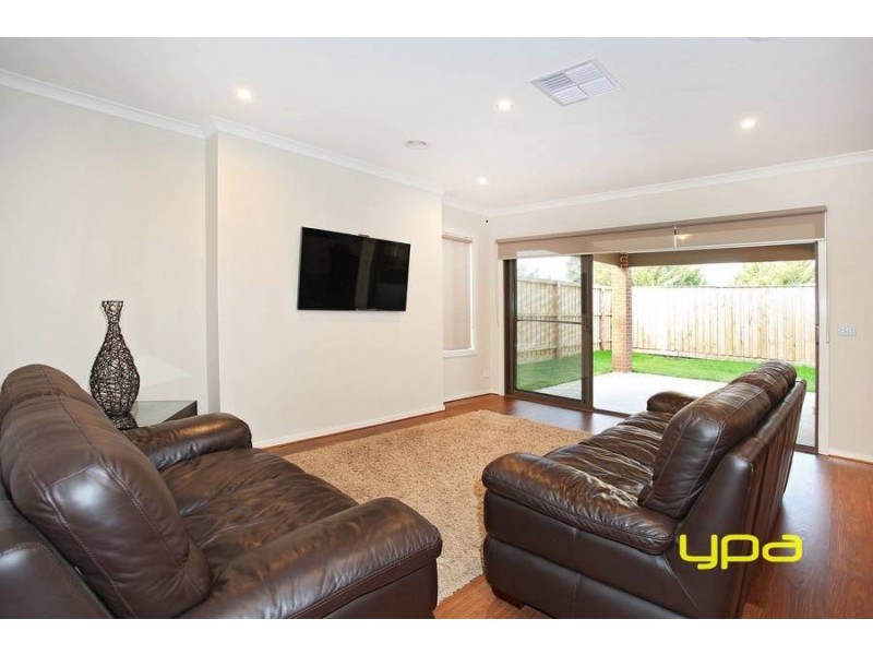 25 Dawkins Avenue, Plumpton VIC 3335