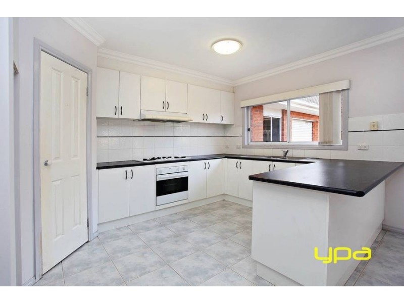 39 Sunnybrae Circuit, Cairnlea VIC 3023