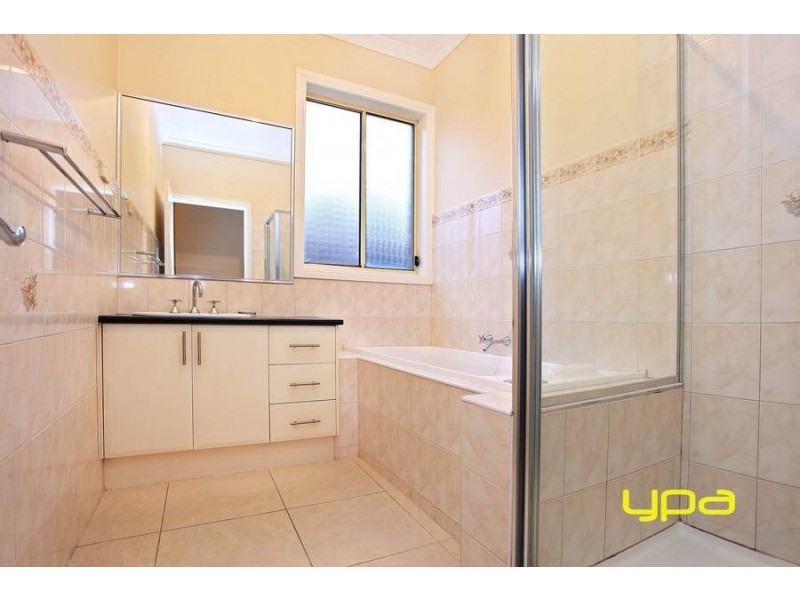 21 Lyons Avenue, Burnside Heights VIC 3023