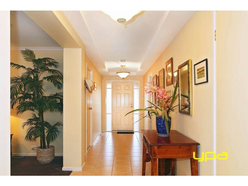 7 Taylors Court, Caroline Springs VIC 3023