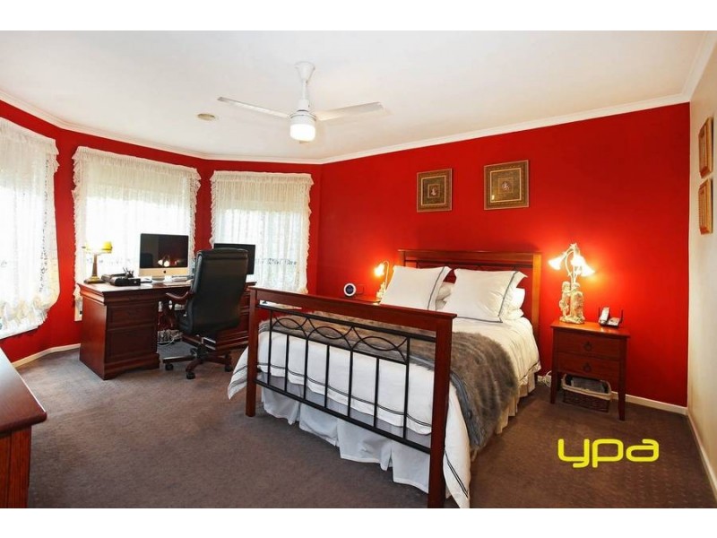 7 Taylors Court, Caroline Springs VIC 3023