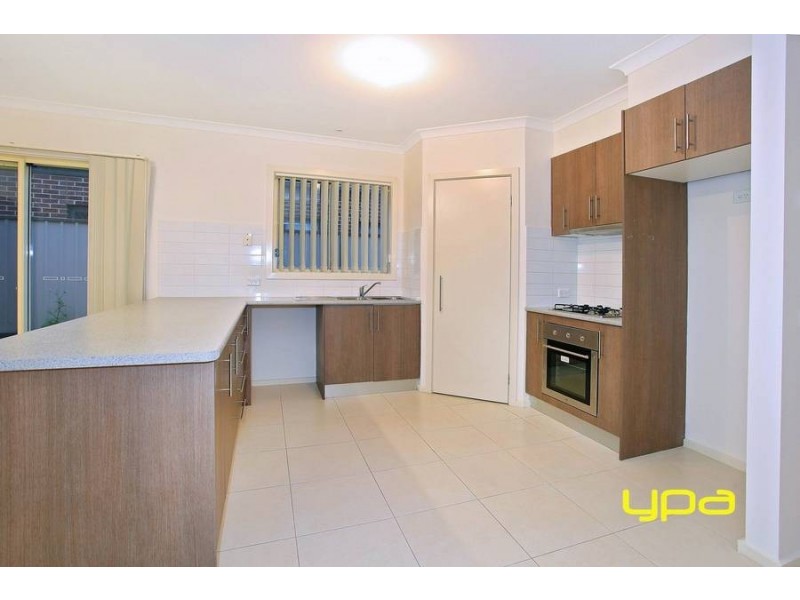 12 Wilkins Crescent, Burnside Heights VIC 3023