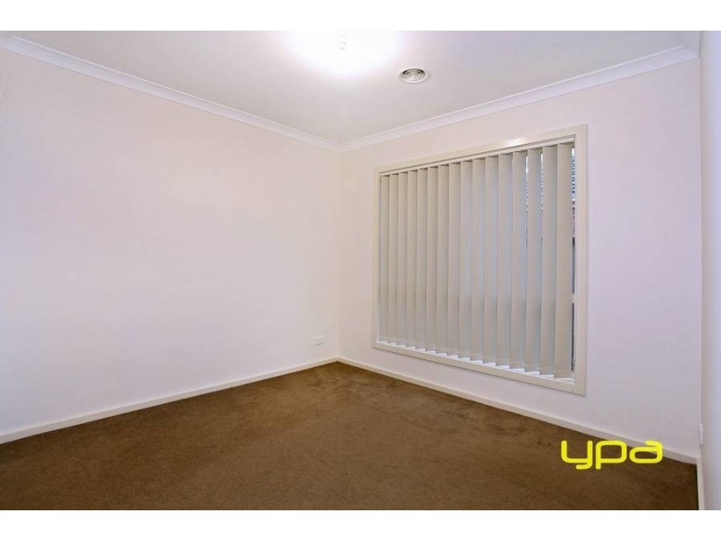 12 Wilkins Crescent, Burnside Heights VIC 3023