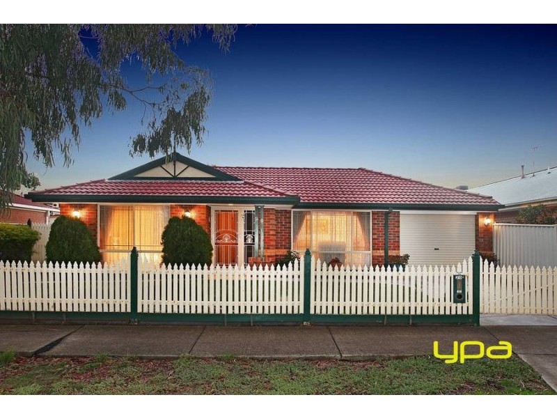 20 Sharrock Close, Caroline Springs VIC 3023