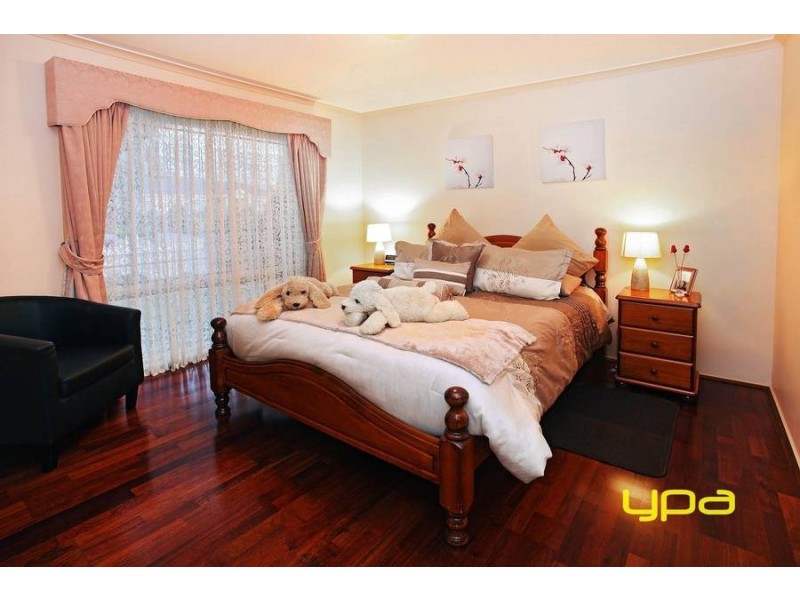 20 Sharrock Close, Caroline Springs VIC 3023