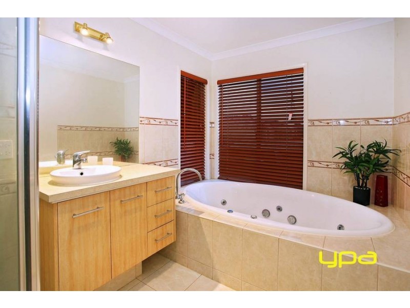 30 Arbour Boulevard, Burnside Heights VIC 3023