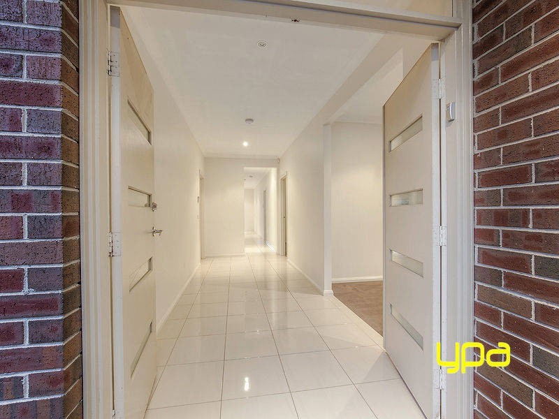 30 Connor Drive, Burnside Heights VIC 3023
