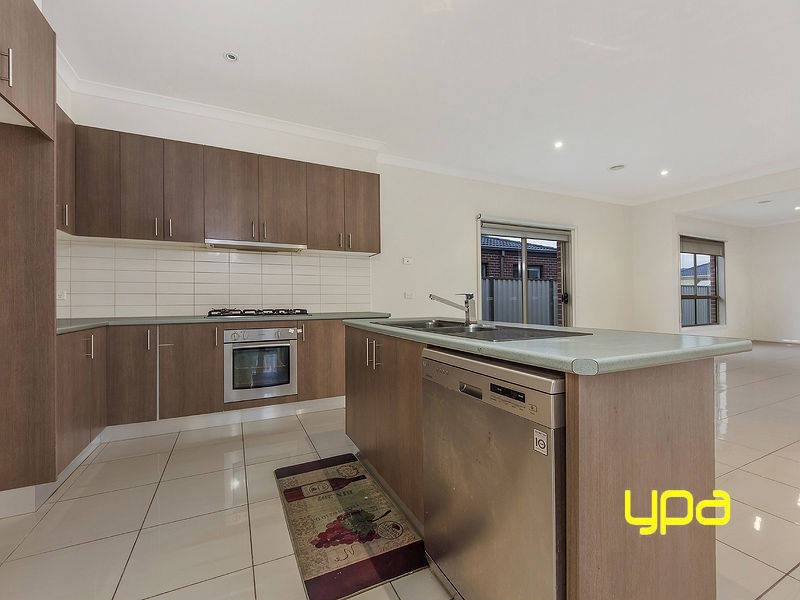 30 Connor Drive, Burnside Heights VIC 3023