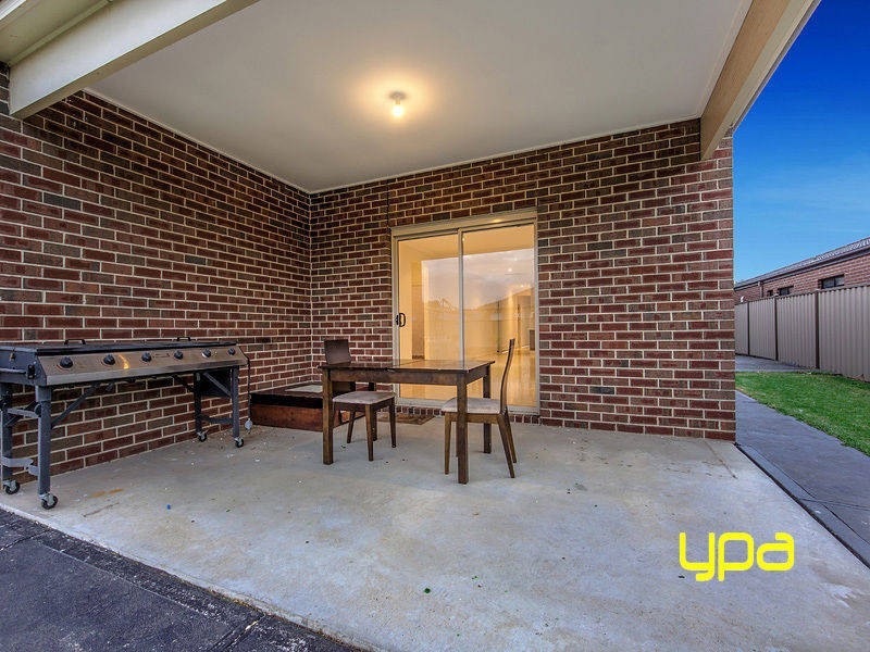 30 Connor Drive, Burnside Heights VIC 3023