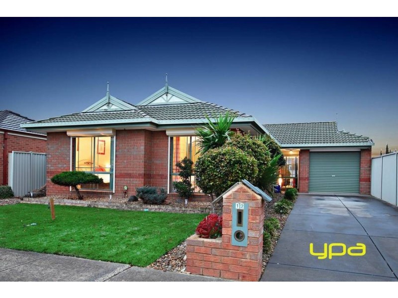 12 Herrington Turn, Caroline Springs VIC 3023