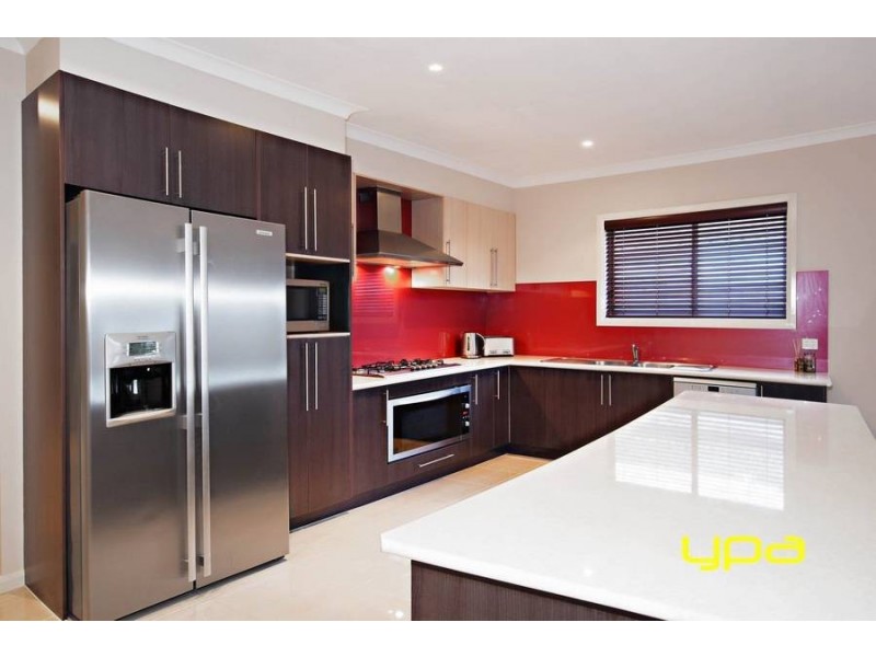 4 Naomi Street, Burnside Heights VIC 3023