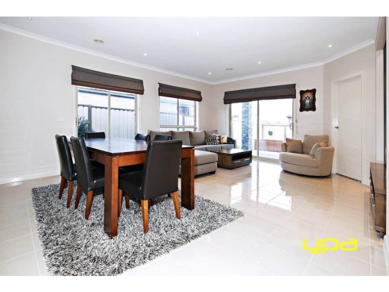 4 Naomi Street, Burnside Heights VIC 3023