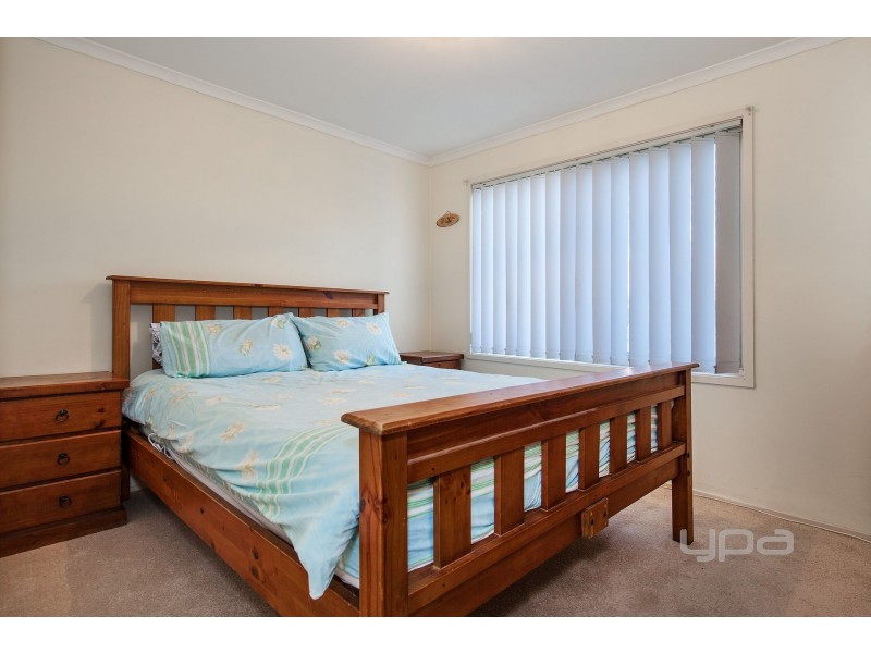 8 Niewand Avenue, Burnside VIC 3023