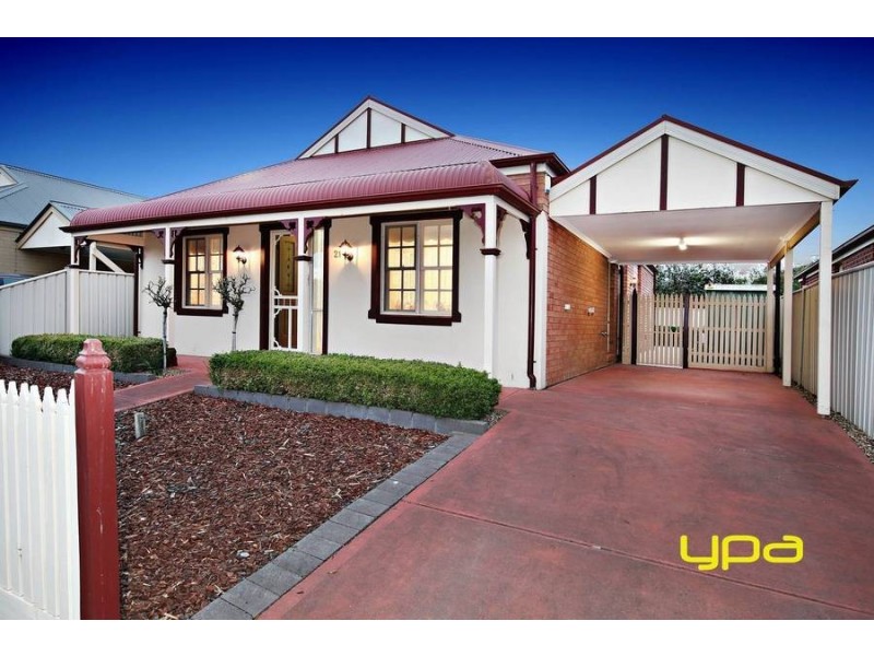 21 Herrington Turn, Caroline Springs VIC 3023