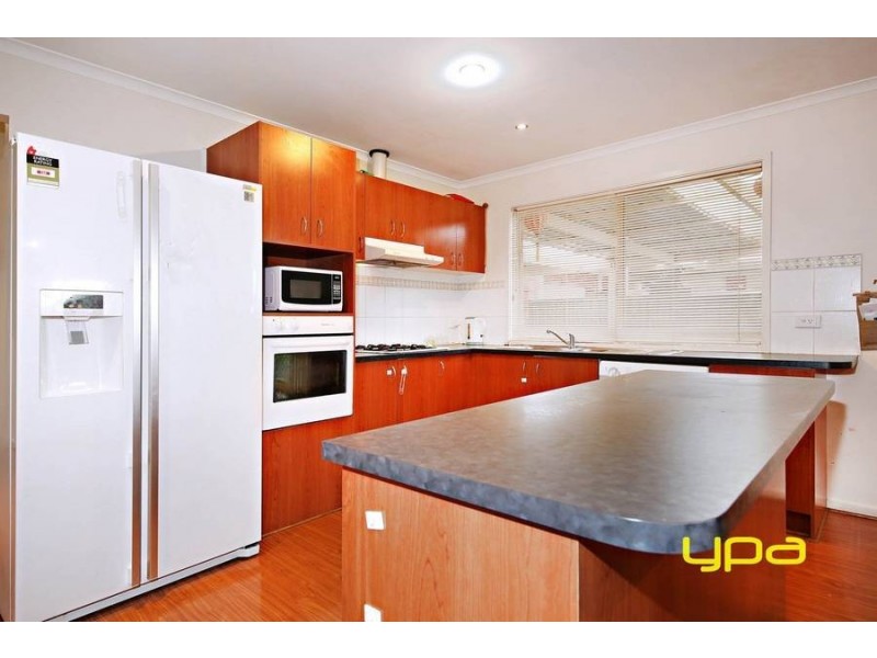 2 Tatiana Place, Burnside VIC 3023