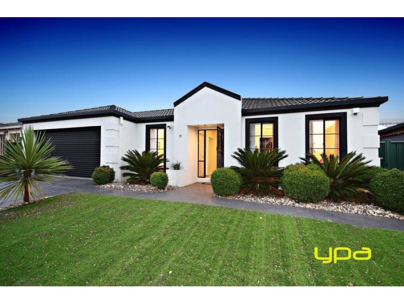 19 Saxby Court, Burnside VIC 3023