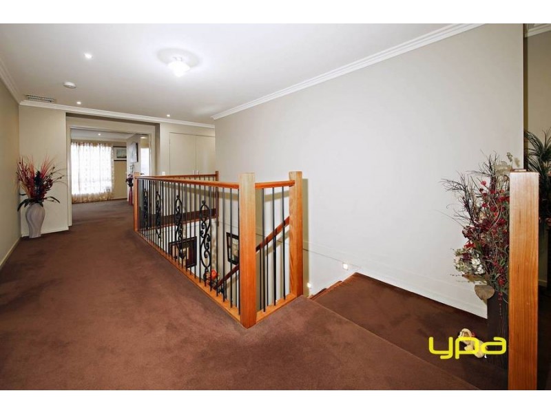 70 Lawson Way, Caroline Springs VIC 3023