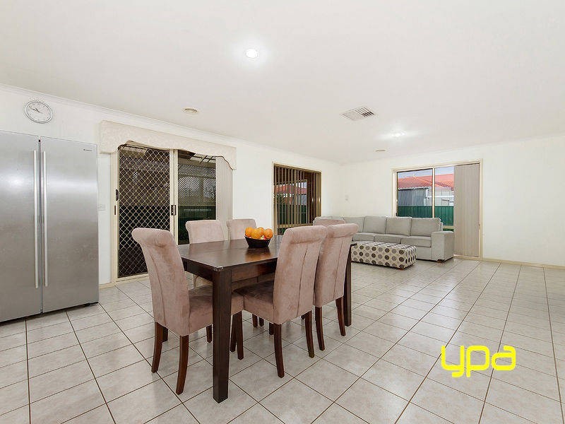 20 Niewand Avenue, Burnside VIC 3023