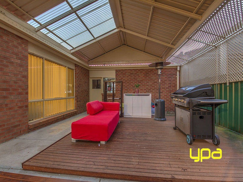 20 Niewand Avenue, Burnside VIC 3023