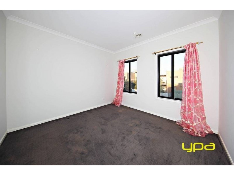 1 Cranwell Square, Caroline Springs VIC 3023