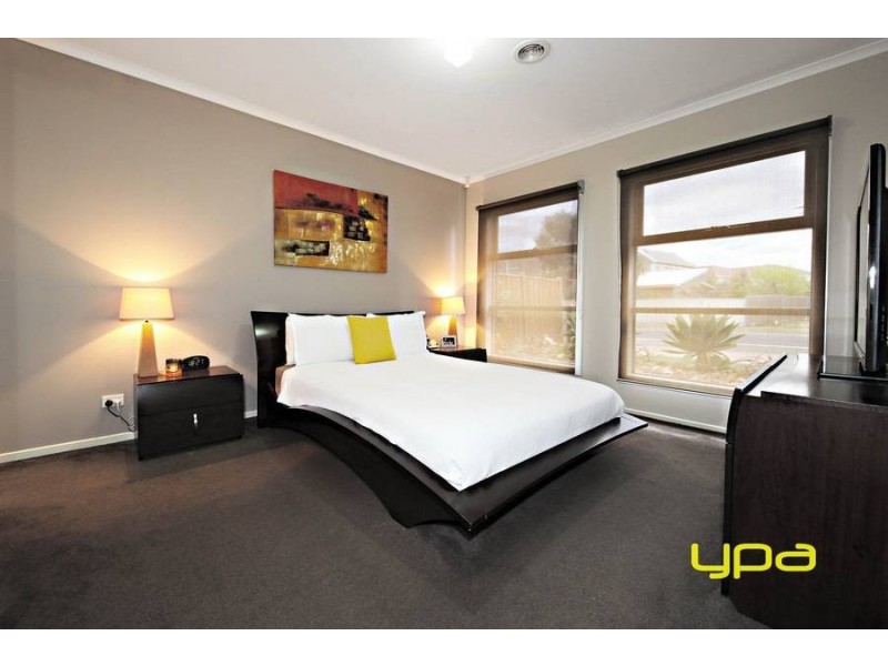 67 Inglewood Drive, Burnside Heights VIC 3023