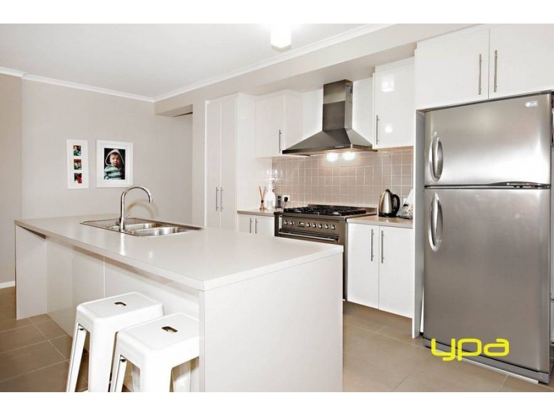 67 Inglewood Drive, Burnside Heights VIC 3023