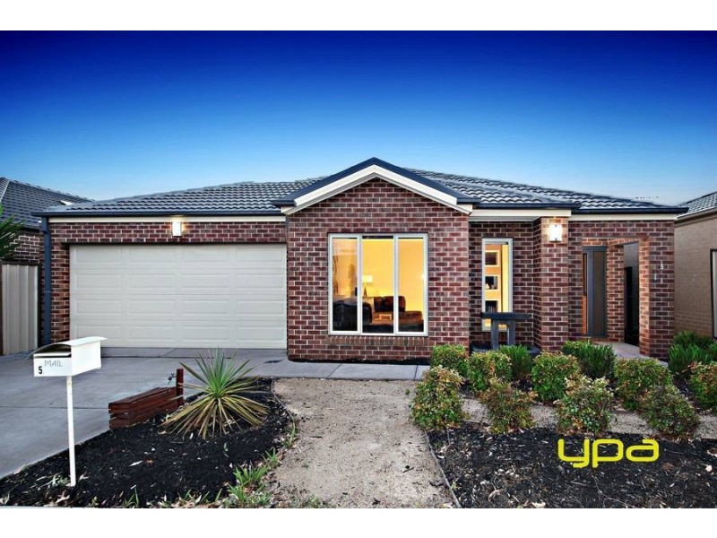 5 Rokewood Street, Burnside Heights VIC 3023