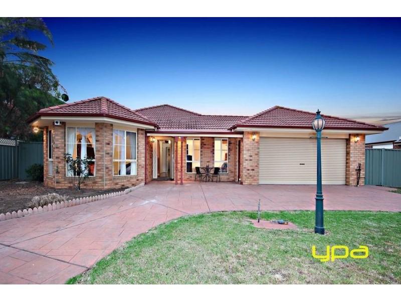 7 Parwan Court, Caroline Springs VIC 3023