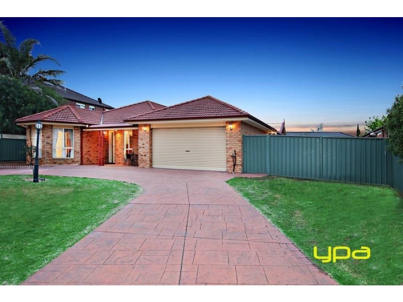7 Parwan Court, Caroline Springs VIC 3023
