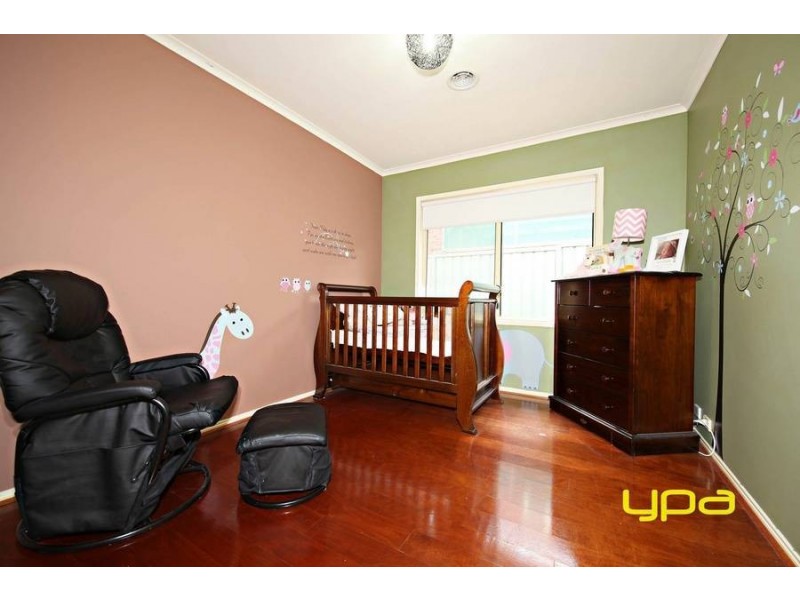 7 Parwan Court, Caroline Springs VIC 3023