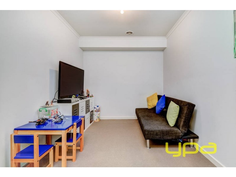 27 Parkes Way, Burnside Heights VIC 3023