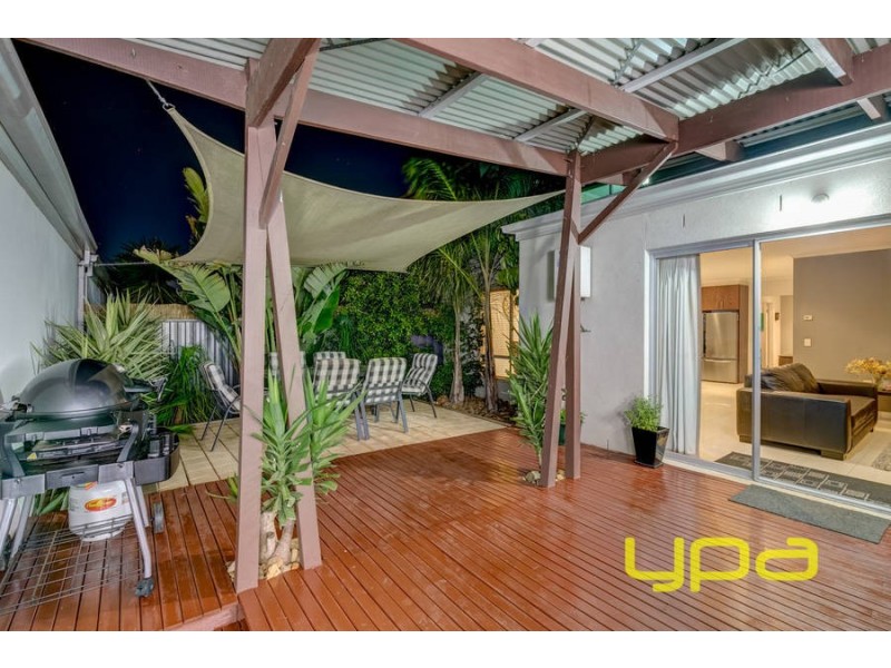 27 Parkes Way, Burnside Heights VIC 3023