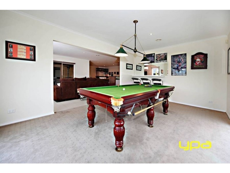 62 Inglewood Drive, Burnside Heights VIC 3023