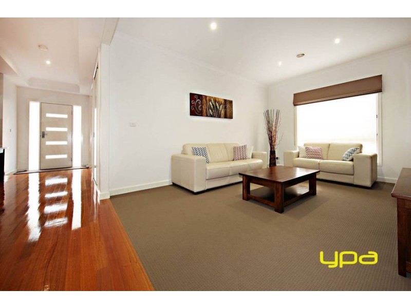 17 Hovell Drive, Burnside Heights VIC 3023