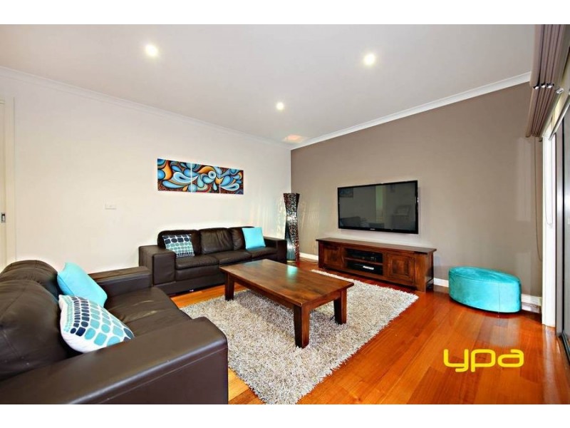 17 Hovell Drive, Burnside Heights VIC 3023