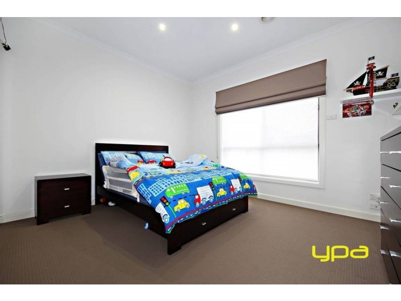 17 Hovell Drive, Burnside Heights VIC 3023