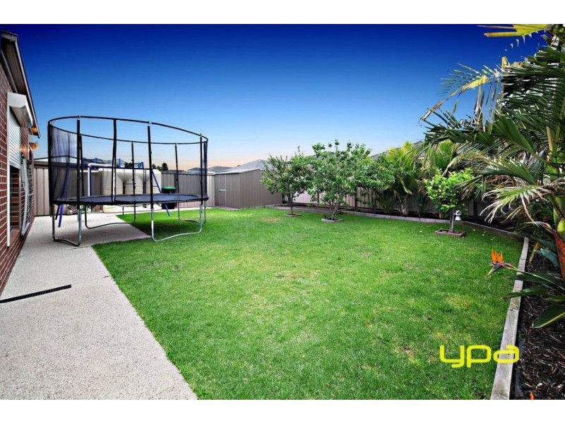 17 Hovell Drive, Burnside Heights VIC 3023