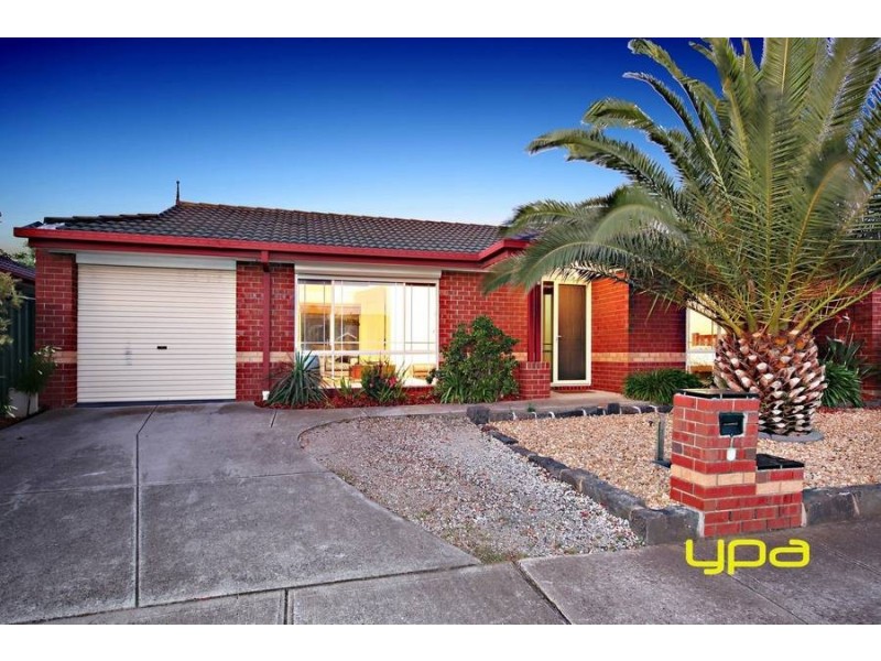 24 Kellys Avenue, Burnside VIC 3023