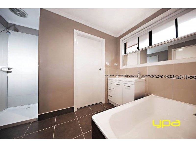 1971 Western Highway, Rockbank VIC 3335